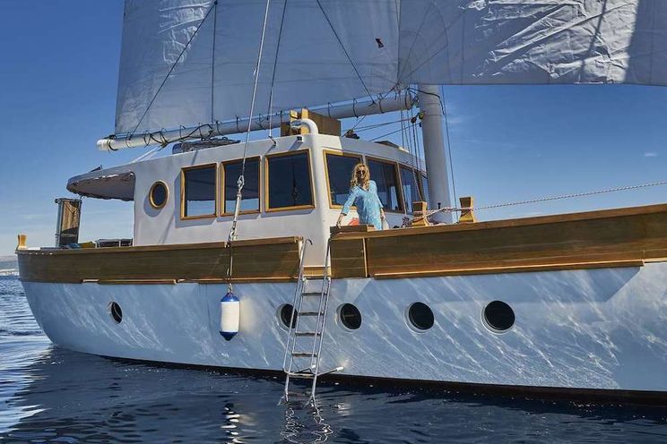 Charter Yacht ARDURA - Custom 28m - 6 Cabins - Split - Dubrovnik - Hvar - Trogir