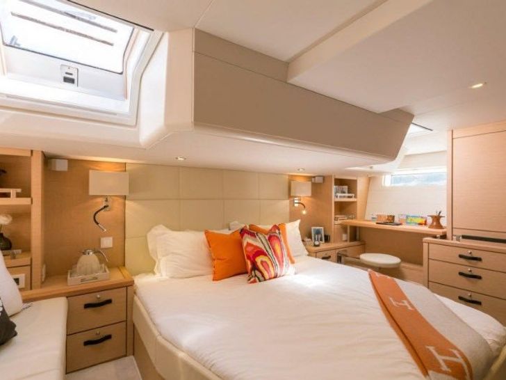 ARGENTOUS Jeanneau 64 Cabin ARGENTOUS Jeanneau 64 Cabin