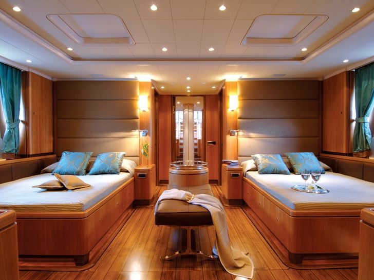 Master Cabin Master Cabin