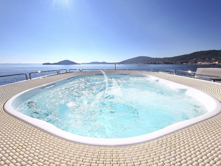 ARTEMY - Azimut 116 ARTEMY - Azimut 116