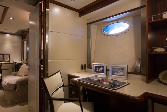 Charter Yacht ASCARI 1 - Palmer Johnson 120 - 4 Cabins - Ibiza - Mallorca - Formentera