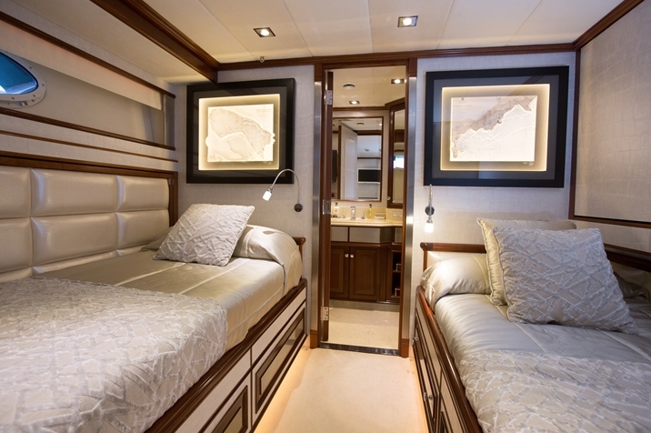 Charter Yacht ASCARI 1 - Palmer Johnson 120 - 4 Cabins - Ibiza - Mallorca - Formentera