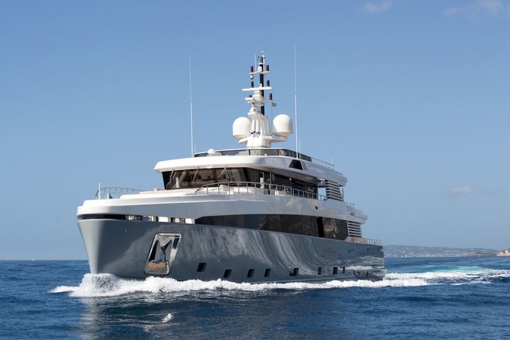 Charter Yacht ASLEC 4 - Rossinavi 45m - 5 Cabins - Naples - Cannes - Monaco - Corsica - Sardinia