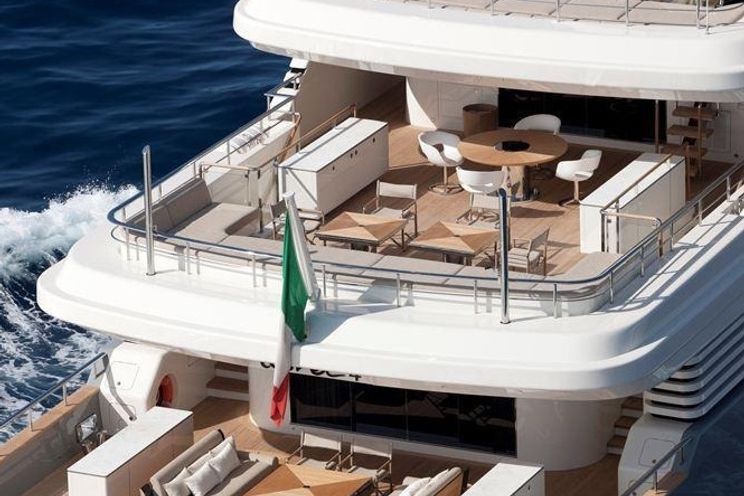 Charter Yacht ASLEC 4 - Rossinavi 45m - 5 Cabins - Naples - Cannes - Monaco - Corsica - Sardinia