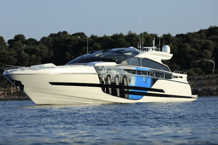 Charter Yacht ASTRO - Baia 31m - 4 Cabins - Antibes - Cannes - Monaco - St Tropez