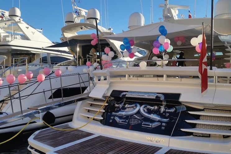 Charter Yacht ASTRO - Baia 31m - 4 Cabins - Antibes - Cannes - Monaco - St Tropez