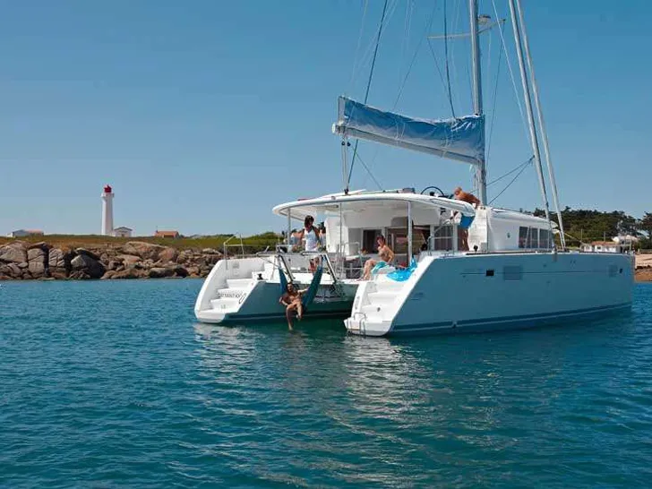 AU SOLEIL - Lagoon 450 AU SOLEIL - Lagoon 450