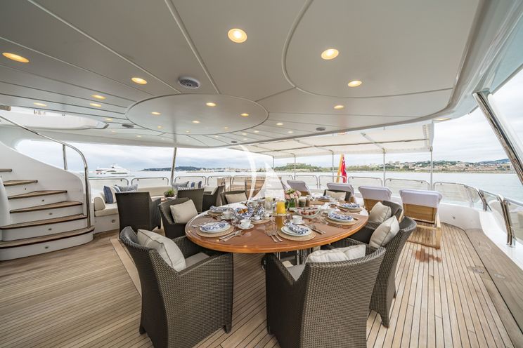 Charter Yacht AURA - Benetti 36 m - 5 Cabins - Antibes - Corsica - Riviera - Sardinia