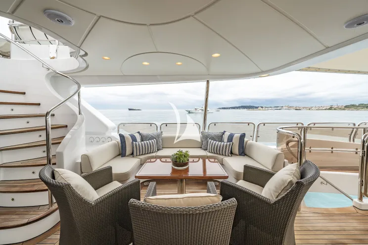 Charter Yacht AURA - Benetti 36 m - 5 Cabins - Antibes - Corsica - Riviera - Sardinia