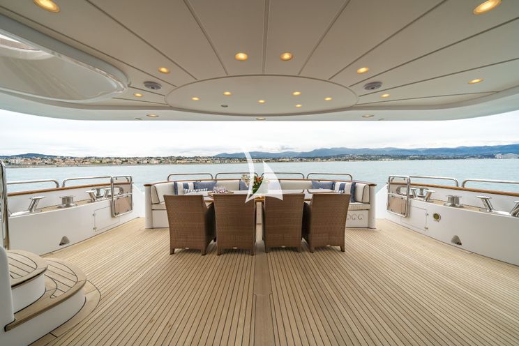 Charter Yacht AURA - Benetti 36 m - 5 Cabins - Antibes - Corsica - Riviera - Sardinia