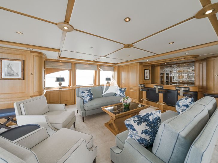 AURA - Benetti 36 m,seating lounge,saloon AURA - Benetti 36 m,seating lounge,saloon