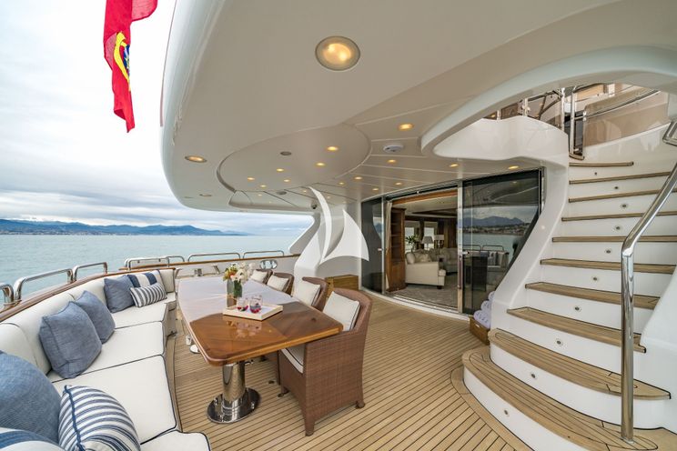 Charter Yacht AURA - Benetti 36 m - 5 Cabins - Antibes - Corsica - Riviera - Sardinia
