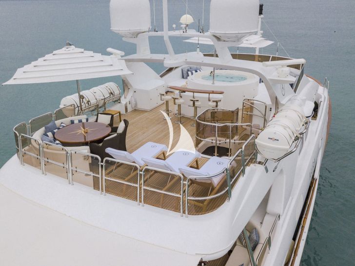 AURA - Benetti 36 m,fancy sun deck AURA - Benetti 36 m,fancy sun deck