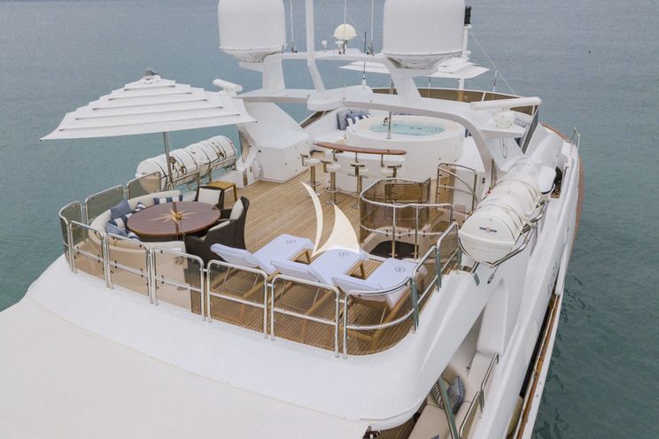 Charter Yacht AURA - Benetti 36 m - 5 Cabins - Antibes - Corsica - Riviera - Sardinia