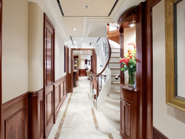 AVALON Luxury Motor Yacht Staterooms