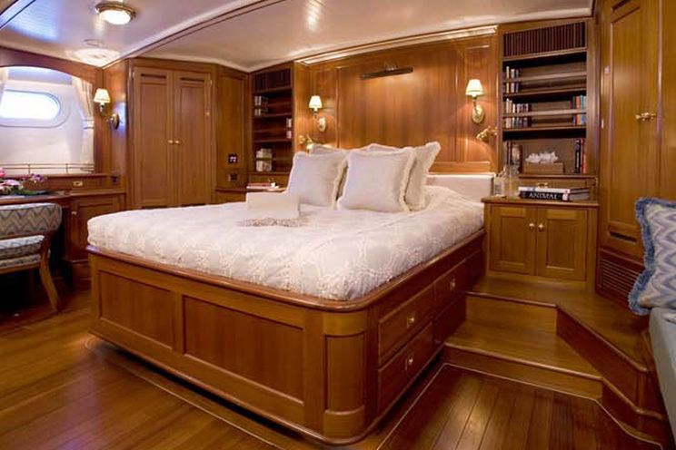 Charter Yacht AXIA - Palmer Johnson 123 - 3 Staterooms - Caribbean - Antigua - Naples - Amalfi Coast