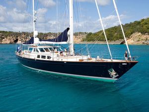AXIA - Palmer Johnson 123 - 3 Staterooms - Caribbean - Antigua - Naples - Amalfi Coast AXIA - Palmer Johnson 123 - 3 Staterooms - Caribbean - Antigua - Naples - Amalfi Coast