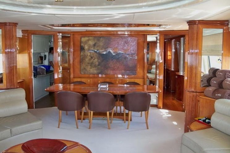 Charter Yacht Azimut 100 - 5 Cabins - Cancun - Isla Mujeres - Playa Del Carmen