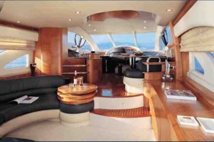 Charter Yacht Azimut 58 - 3 Cabins - Miami Day Boat Rental - Miami Beach - South Beach - Biscayne Bay