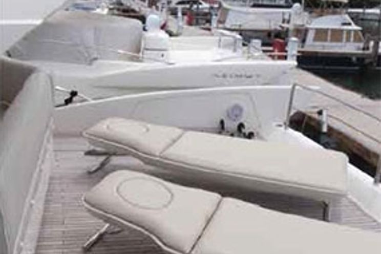 Charter Yacht Azimut 70 - 4 Cabins - Miami - South Beach - Biscayne Bay