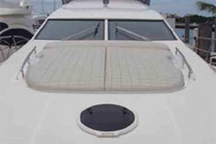 Charter Yacht Azimut 70 - 4 Cabins - Miami - South Beach - Biscayne Bay
