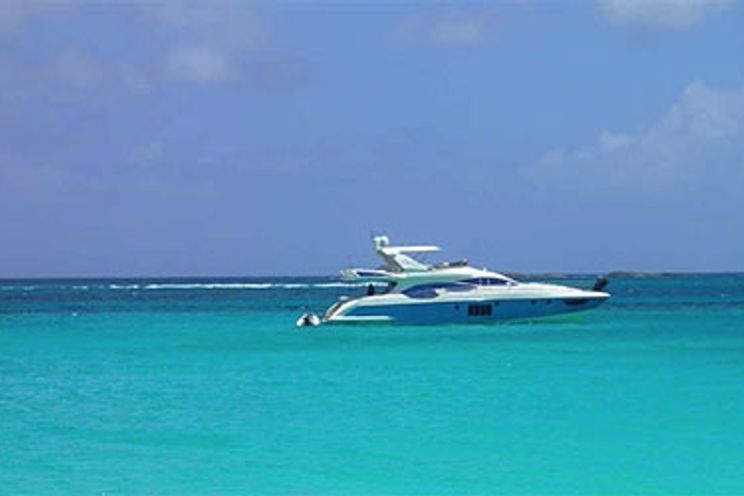 Charter Yacht Azimut 70 - 4 Cabins - Miami - South Beach - Biscayne Bay