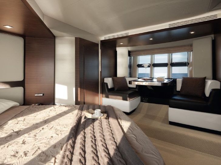 Azimut 55S - Master Cabin 2 Azimut 55S - Master Cabin 2