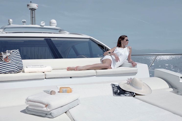 Charter Yacht ALADIN - Azimut 55s - Porto Cervo - Sardinia