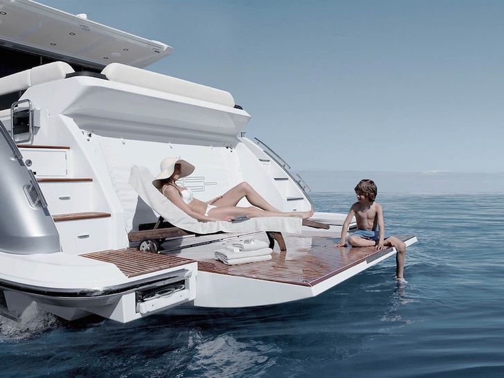 Azimut 55S - Swimming Platform 2