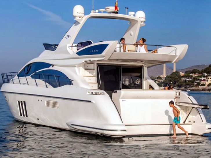 Azimut 58 fly