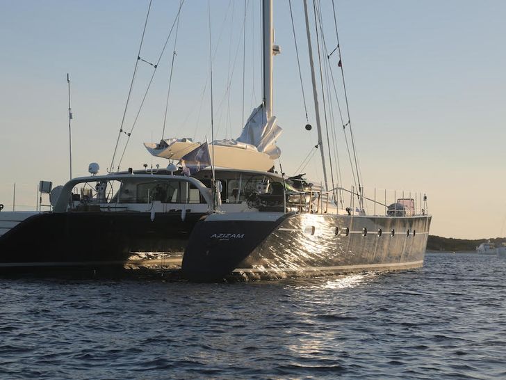 AZIZAM - JFA 26m AZIZAM - JFA 26m