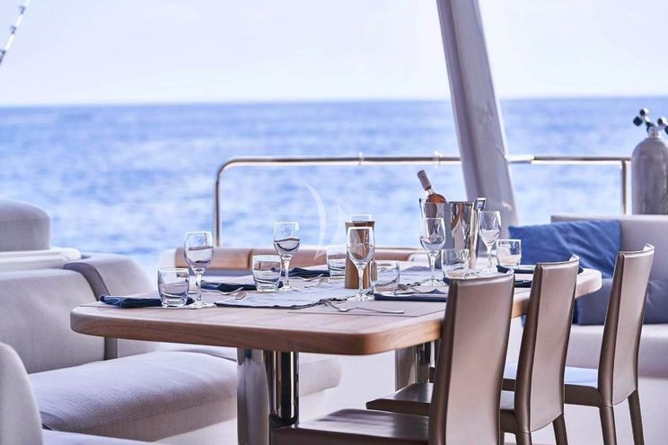 Charter Yacht BABAC - Lagoon Seventy 7 - 4 Cabins - Bora Bora - Tahiti - French Polynesia