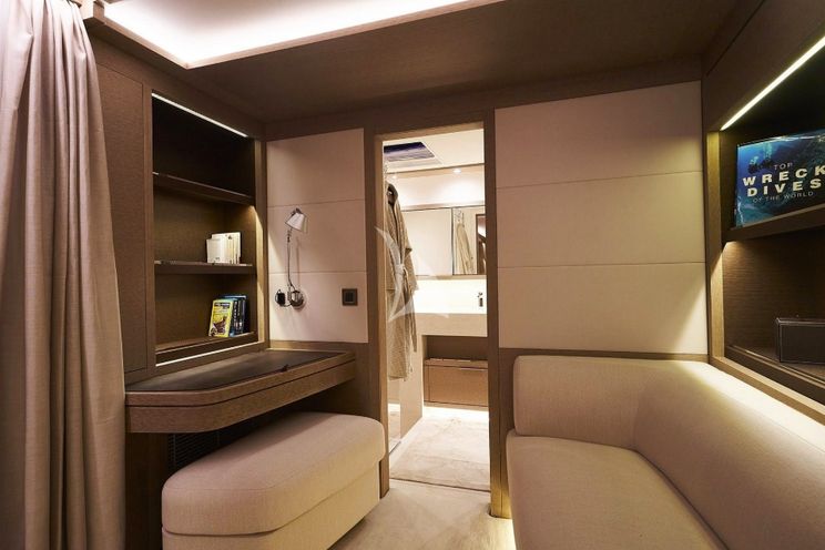 Charter Yacht BABAC - Lagoon Seventy 7 - 4 Cabins - Bora Bora - Tahiti - French Polynesia