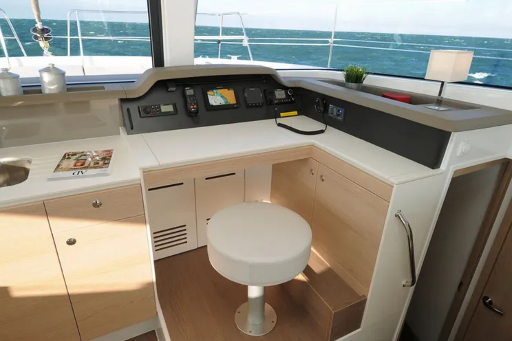 Charter Yacht Bali 4.1 - 3 Cabins - 2019 - Newport - Nassau - Bahamas