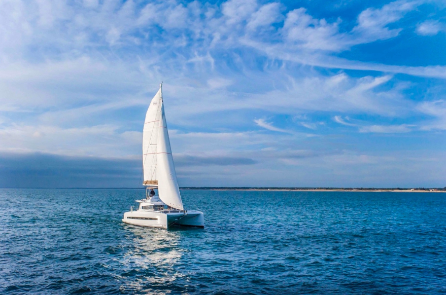 Bali 4.3 with watermaker&A/C - PLUS