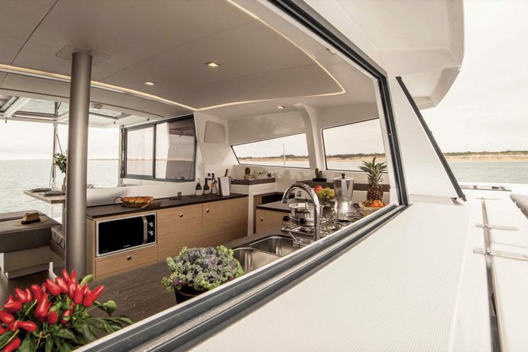 Charter Yacht Bali 4.3 - 4 + 2 Cabins(4 Double 2 Single)- 2018 - Nassau - Exumas - Bahamas