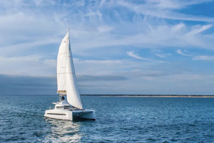 Charter Yacht Bali 4.3 - 4 + 2 Cabins(4 Double 2 Single)- 2018 - Nassau - Exumas - Bahamas