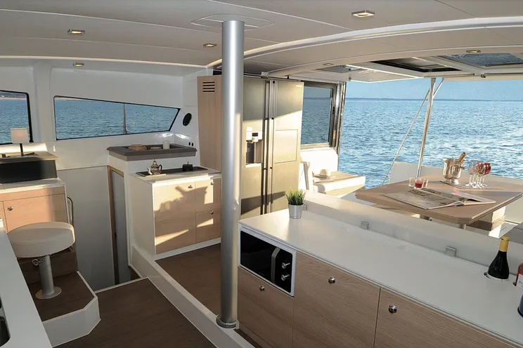 Charter Yacht Bali 4.3 - 4 + 2 Cabins(4 Double 2 Single)- 2018 - Nassau - Exumas - Bahamas