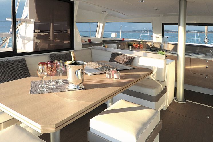 Charter Yacht Bali 4.3 - 4 + 2 Cabins(4 Double 2 Single)- 2018 - Nassau - Exumas - Bahamas