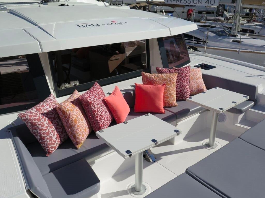 Charter Yacht Bali 4.3 - 4 + 2 Cabins - 2020 - French Riviera - Port Pin Rolland - Porquerolles