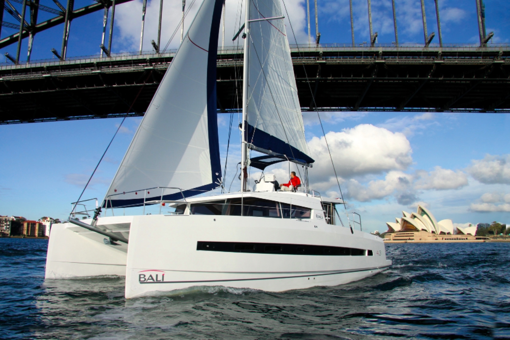 Bali 4.3 - 6 Cabins - Naples