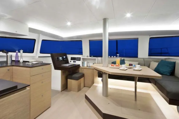 Charter Yacht Bali 4.5 - 4 + 2 Cabins(4 Double 2 Single)- 2017 - La Paz - Mexico