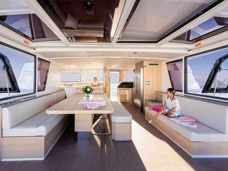 SIKELIA - Aft saloon SIKELIA - Aft saloon