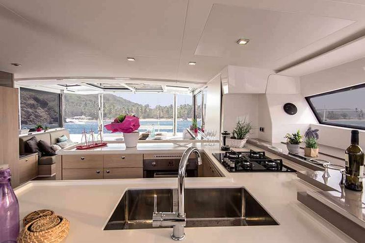 Charter Yacht Bali 5.4 - 5 + 2 Cabins - 2022 - Nassau - Staniel Cay - Exumas