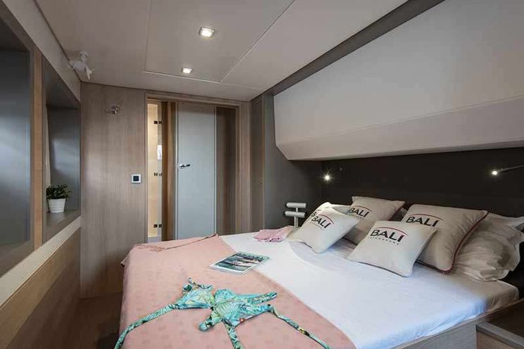 Charter Yacht Bali 5.4 - 5 + 2 Cabins - 2022 - Nassau - Staniel Cay - Exumas