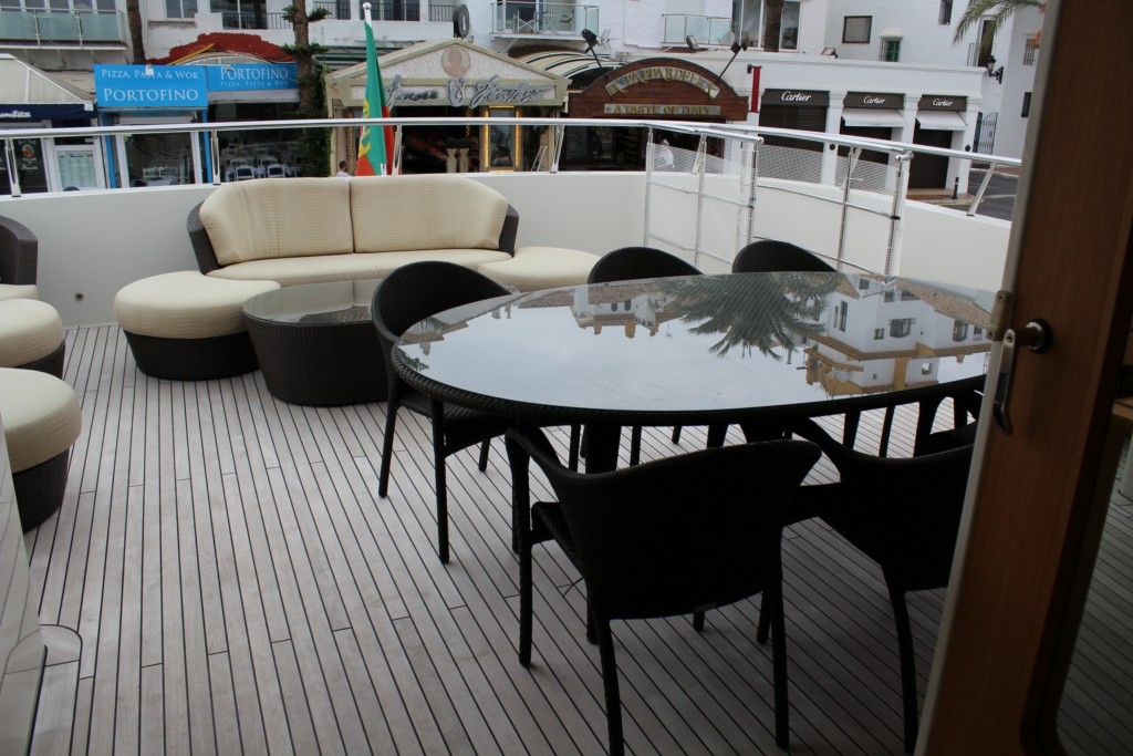 Charter Yacht BANDIDO 90 - 4 Cabins - Sotogrande - Puerto Banus