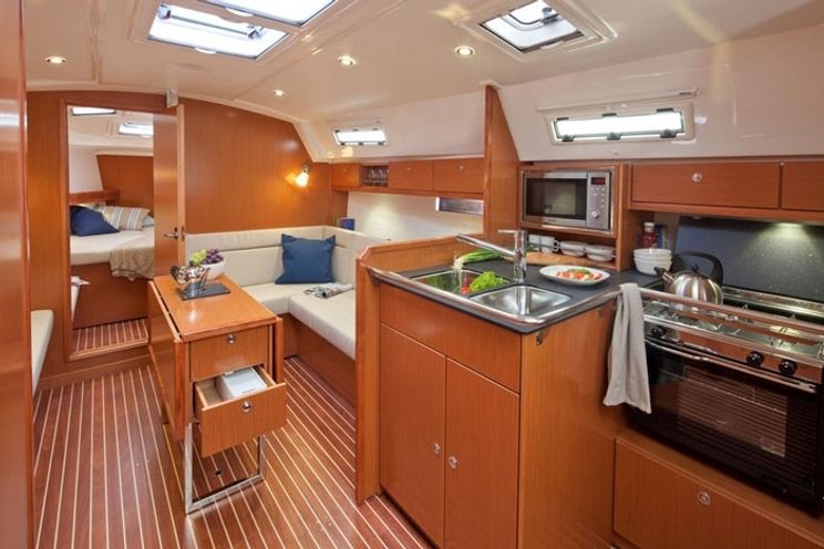 Charter Yacht Bavaria 36 - 3 Cabins - Ibiza - Barcelona