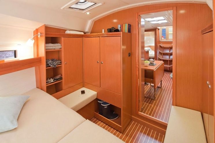 Charter Yacht Bavaria 36 - 3 Cabins - Ibiza - Barcelona