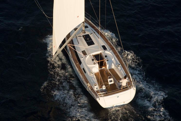 Charter Yacht Bavaria 41 - 3 Cabins - 2014