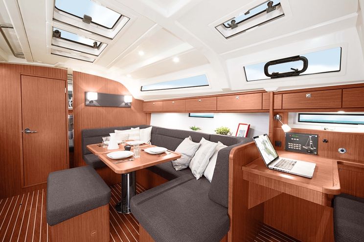 Charter Yacht Bavaria 41 Cruiser - 3 Cabins - Dubrovnik - Croatia